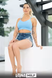Kenia Music – Galerie de photos sexy – Photo 2