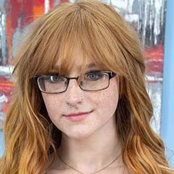 Portrait de l'actrice x Amber Stark